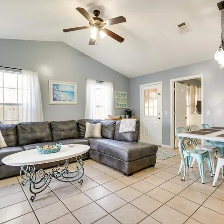 Pet-Friendly Pcb Duplex - Walk To Beach!